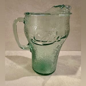 VINTAGE COCA-COLA HEAVY GREEN PEBBLED GLASS 64 0Z COKE PITCHER-WITH ICE LIP